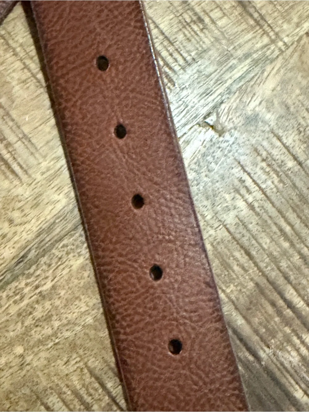 Frye Campus Genuine Textured Leather Honey Brown Belt, Size Medium 1.5” Wide Men